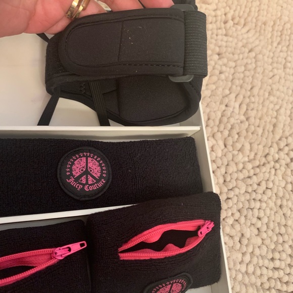 Juicy Couture -Yoga workout wrist arm Headband set - Picture 5 of 8